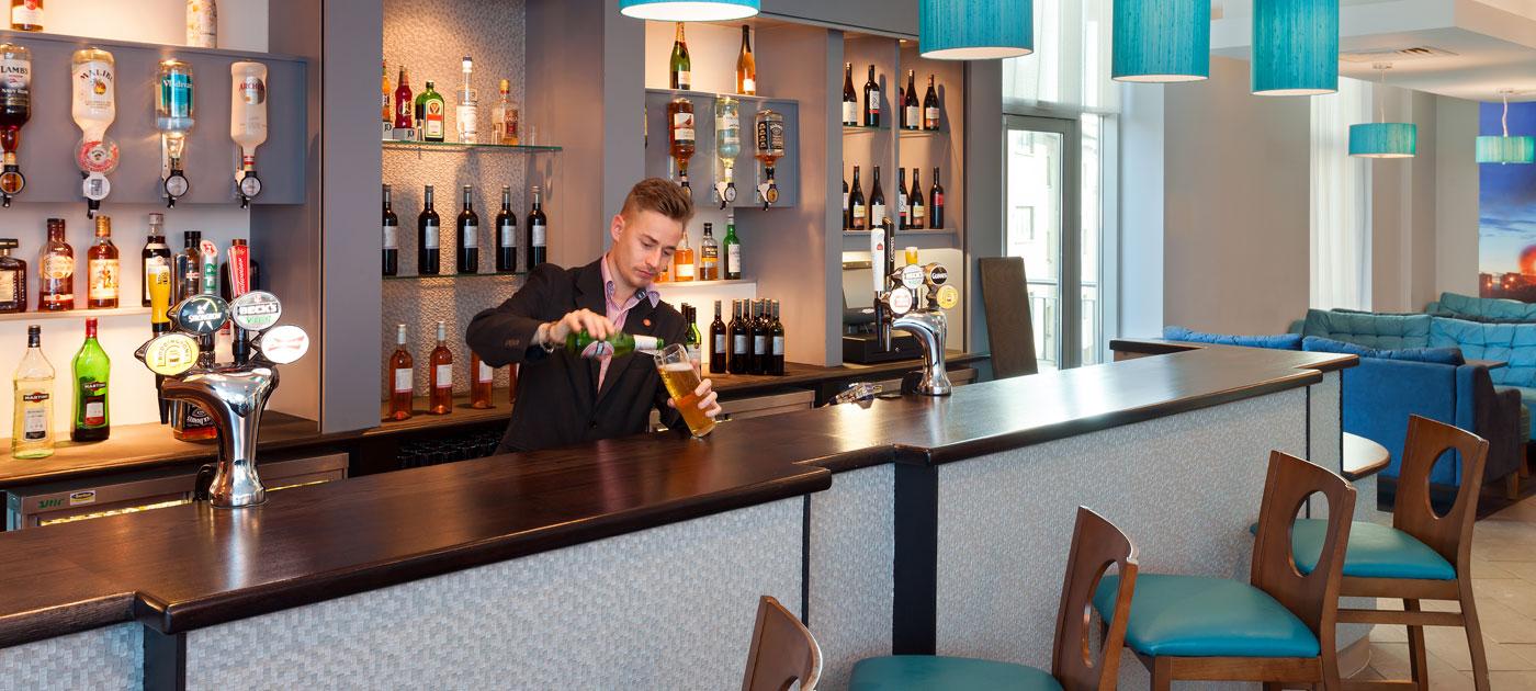 Leonardo Hotel Plymouth Restaurant photo
